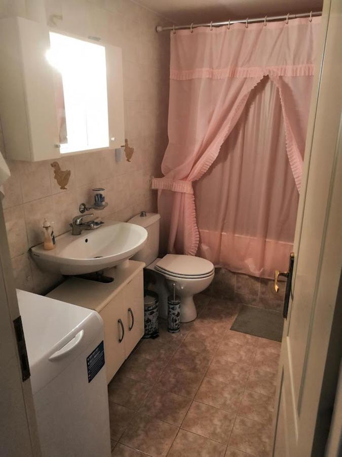 Beautiful And Cozy Appartment In Dafnh, Aten Exteriör bild